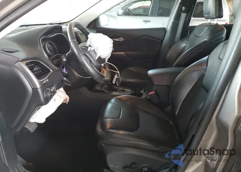 2019 Jeep Cherokee Latitude Plus from USA, damaged, VIN 1C4PJLLB3KD225969